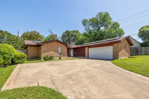 3850 Wosley Dr, Fort Worth, TX 76133