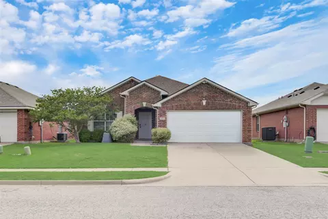 6515 Rienzi Dr, Greenville, TX 75402