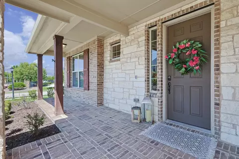 Exterior - 101 Darian Dr, Prosper, TX 75078 photo 2 of 4