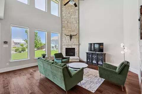 Living - 101 Darian Dr, Prosper, TX 75078 photo 1 of 3