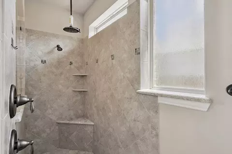 Bath - 101 Darian Dr, Prosper, TX 75078 photo 5 of 7