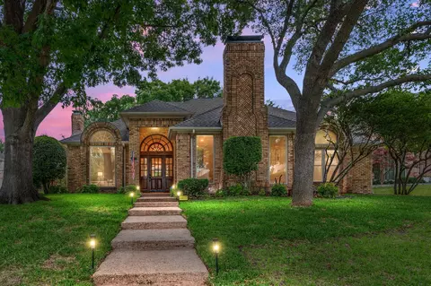3520 Michael Dr, Plano, TX 75023