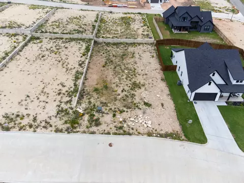 102 Hall St, Glen Rose, TX 76043