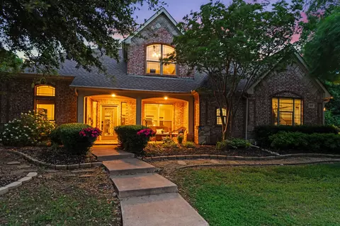 2213 Waterford Dr, Flower Mound, TX 75028