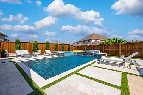 10113 Edgeway Cir, Rowlett, TX 75089