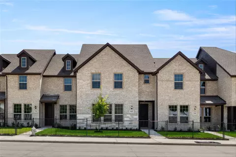6068 Bursey Rd, Watauga, TX 76148