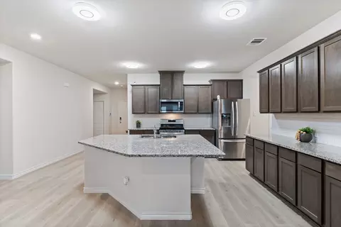 1013 Lawndale St, Celina, TX 75009