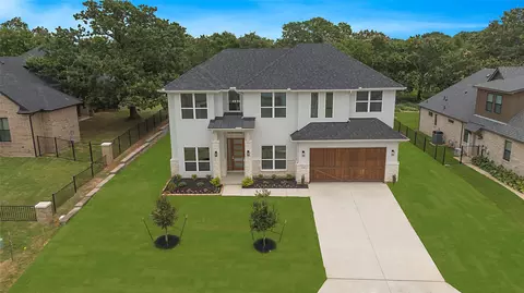 104 Noble Oak Ct, Hickory Creek, TX 75065