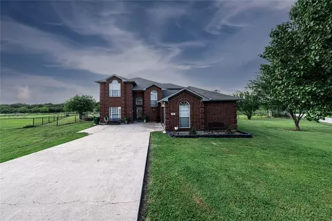 136 Hillside Dr, Celina, TX 75009