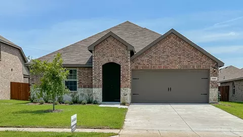 208 Deception Pass Ln, Caddo Mills, TX 75135