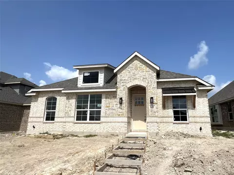 337 Pasture Dr, Midlothian, TX 76065