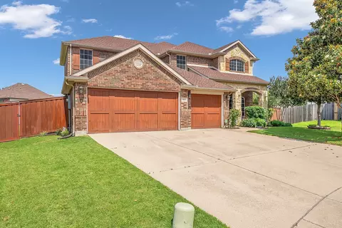 2831 Oak Glen Ct, Grand Prairie, TX 75052