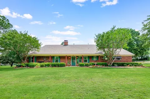 1649 Treehouse Ln N, Keller, TX 76262