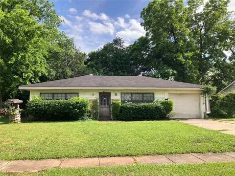 232 Lincoln Dr, Bossier City, LA 71111