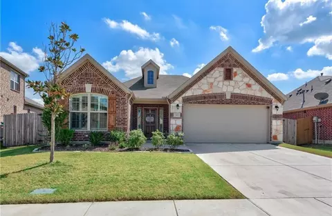 913 Bird Creek Dr, Little Elm, TX 75068