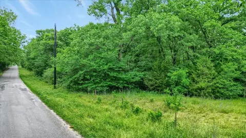 1838 Starr Rd, Denison, TX 75021