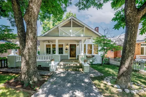 2014 6th Ave, Fort Worth, TX 76110