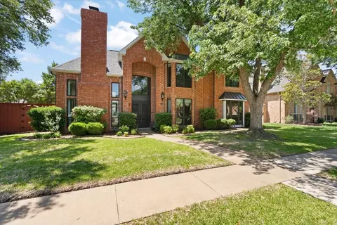 3912 Woodlawn Ln, Plano, TX 75025
