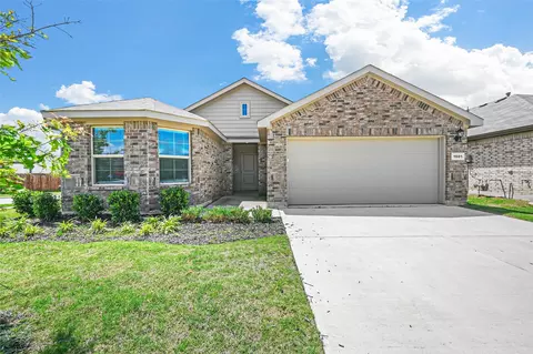 1001 Loomis Trl, Justin, TX 76247