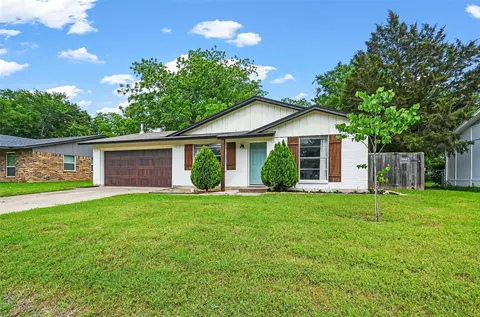 2403 Mccormick St, Denton, TX 76205
