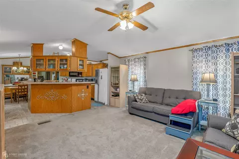 401 Fuller St, Doyline, LA 71023 photo 3