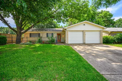 2006 Juanita Dr, Arlington, TX 76013