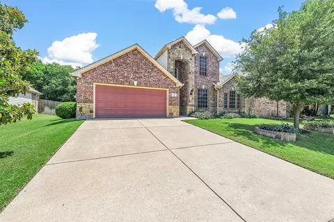 709 Tophill Ln, Mansfield, TX 76063