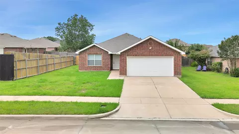 8110 Wesson Rd, Arlington, TX 76002