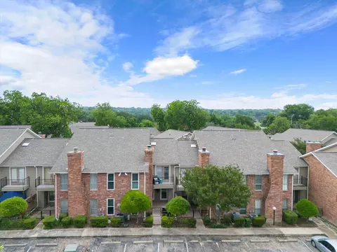7510 Holly Hill Dr #106, Dallas, TX 75231