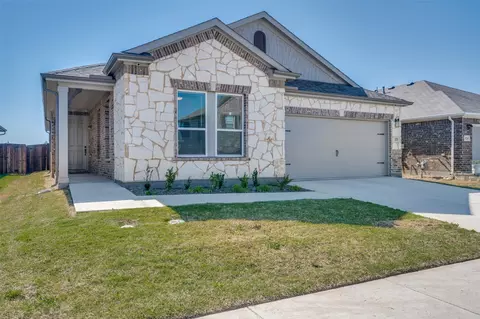 328 Wild Onion Ln, Fort Worth, TX 76131