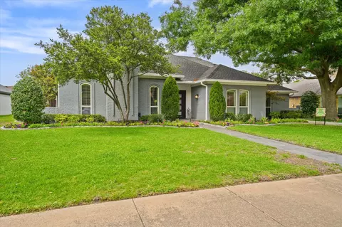 4127 Cobblers Ln, Dallas, TX 75287