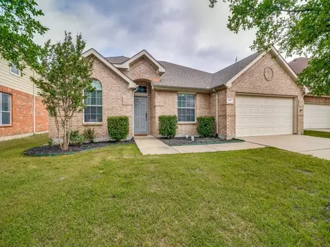 847 Crockett Dr, Lavon, TX 75166