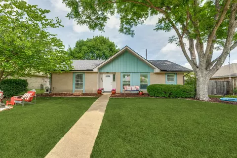 3209 Santana Ln, Plano, TX 75023