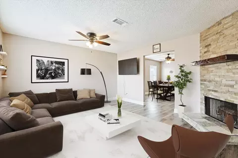 1404 Ross Dr, Lewisville, TX 75067