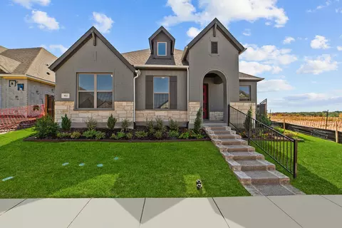 912 Gilbreath Ave, Crowley, TX 76036