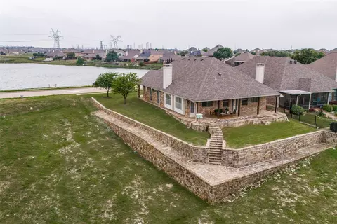 4545 Lakeside Hollow St, Roanoke, TX 76262