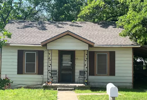 513 W Water St, Weatherford, TX 76086