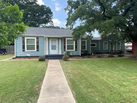 3125 Pueblo Trl, Lake Worth, TX 76135