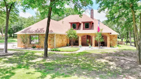 207 Overton Ridge Cir, Weatherford, TX 76088