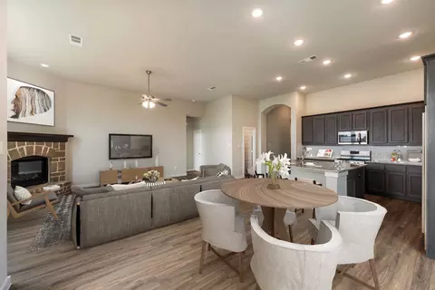 1844 Bell Ct, Van Alstyne, TX 75495