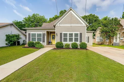 708 S Anglin St, Cleburne, TX 76031