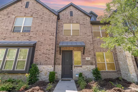 591 Cobblestone Ln, Irving, TX 75039