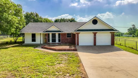 2006 Sunset Ct, Weatherford, TX 76088