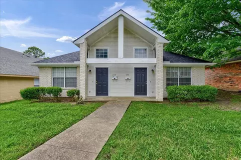 904-906 W Houston St, Sherman, TX 75092