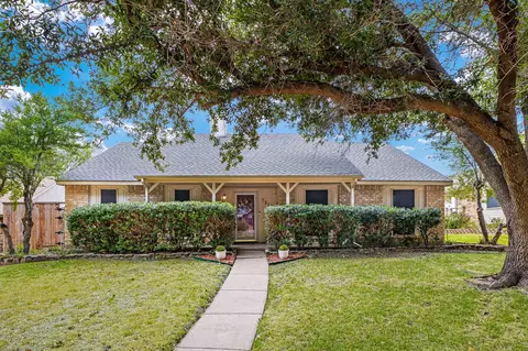 7913 Freeland Dr, Plano, TX 75025