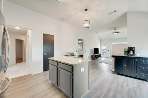 203 Foreman Dr, Euless, TX 76039 photo 16