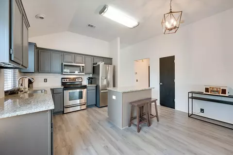203 Foreman Dr, Euless, TX 76039 photo 12