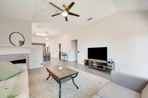 203 Foreman Dr, Euless, TX 76039 photo 20