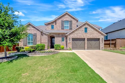1012 Calumet Ct, Roanoke, TX 76262