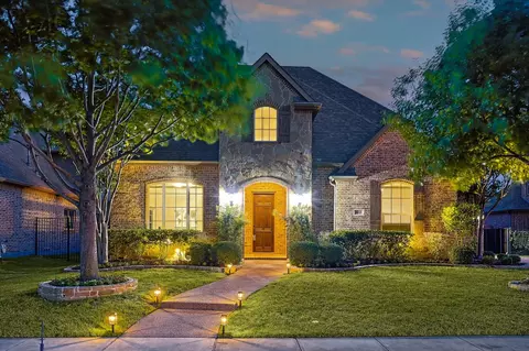 2215 Prestwick Ave, Trophy Club, TX 76262
